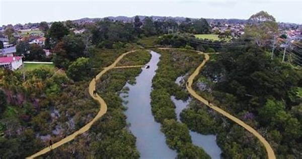Young Contractors Site Visit: Te Whau Pathway project (Te Atatu)
